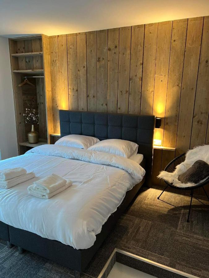 Grote Kamer In Brugge Centrum Met Badkamer ! Εξωτερικό φωτογραφία